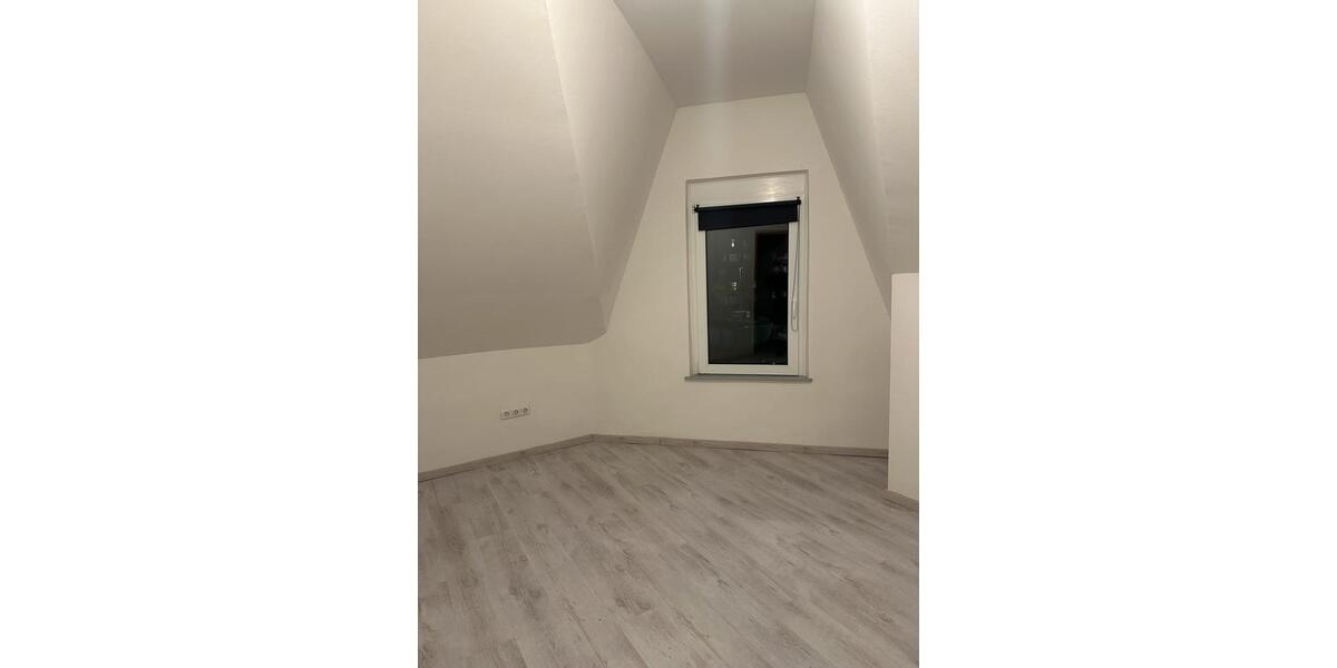 Einfamilienhaus Mönchengladbach Süd - 4 Zimmer, 104 m&sup2;, 1.150&euro; | Angebot:25322646