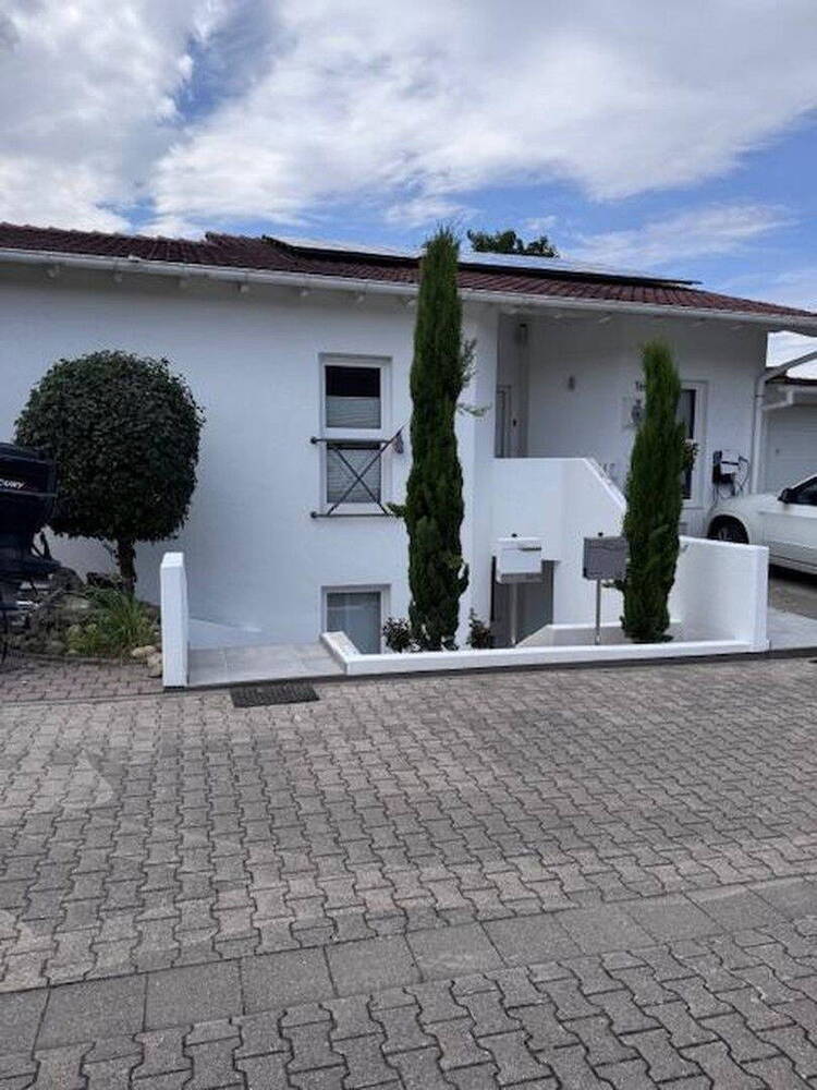 schöne, helle 3-Zimmer ELW im modernen, ruhigen Architektenhaus mit Feldrandlage