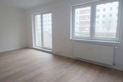 Wohnung Halle Halle-Neustadt - 5 Zimmer, 109 m&sup2;, 850&euro; | Angebot:26780383