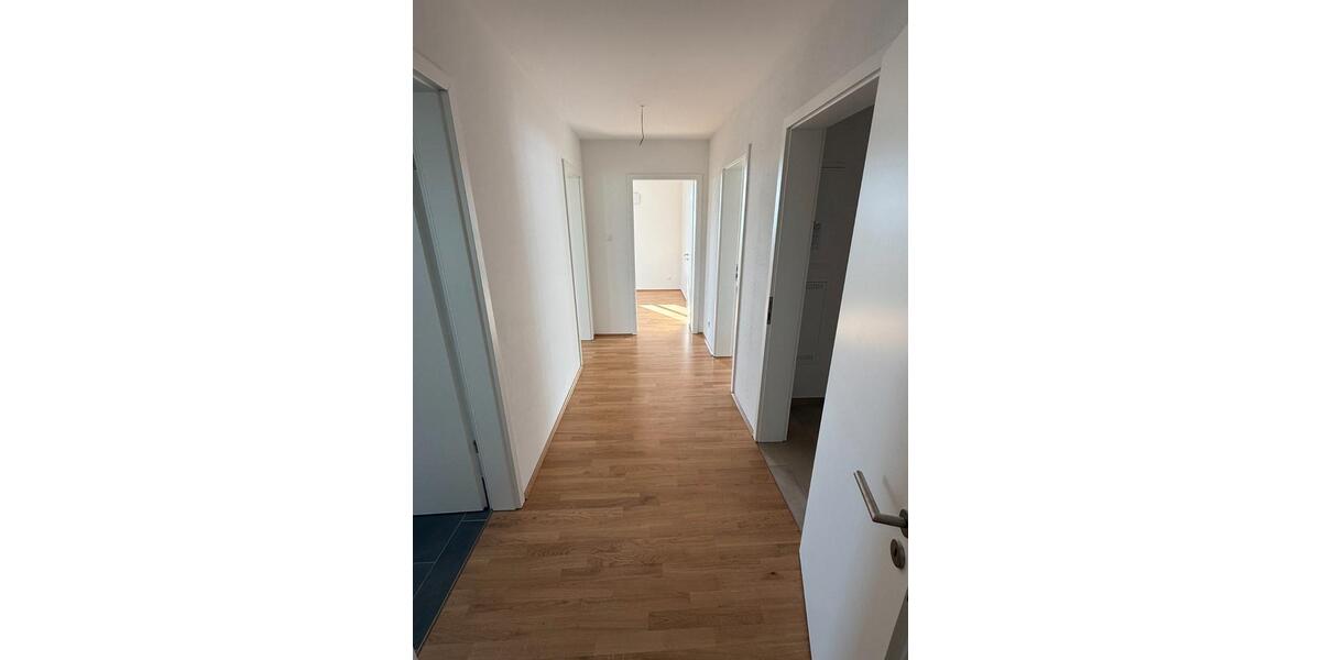 Etagenwohnung Bad Doberan - 3 Zimmer, 80 m&sup2;, 1.280&euro; | Angebot:26239873