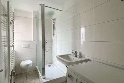 Helle renovierte Dachgeschoss 5 Zimmer Wohnung in Bochum Wattenscheid mit guter Anbindung - Wohnung Bochum Günnigfeld | Angebot:24700175