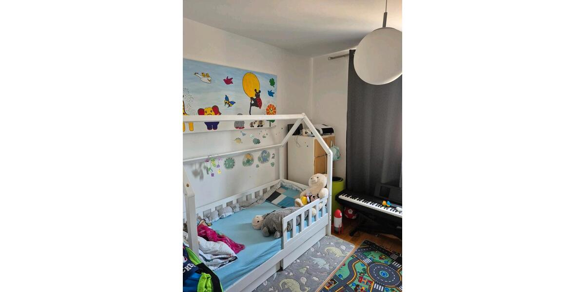 Etagenwohnung Puchheim - 4 Zimmer, 96 m&sup2;, 1.750&euro; | Angebot:24773560