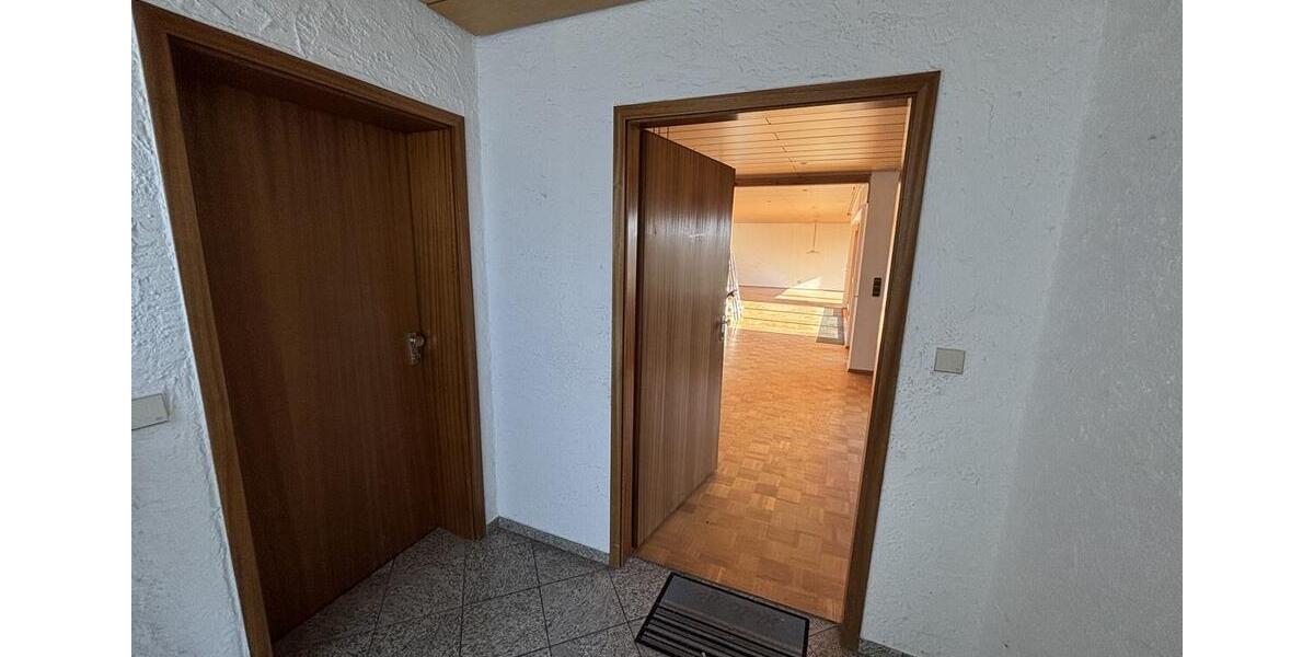 Bungalow Waiblingen Beinstein - 5.5 Zimmer, 156 m&sup2;, 2.050&euro; | Angebot:25097412