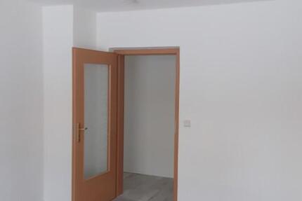 Wohnung Burgstädt - 3 Zimmer, 57 m&sup2;, 350&euro; | Angebot:24729935