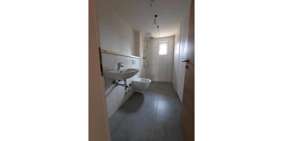Etagenwohnung Zimmern ob Rottweil - 2 Zimmer, 420 m&sup2;, 490&euro; | Angebot:26183202