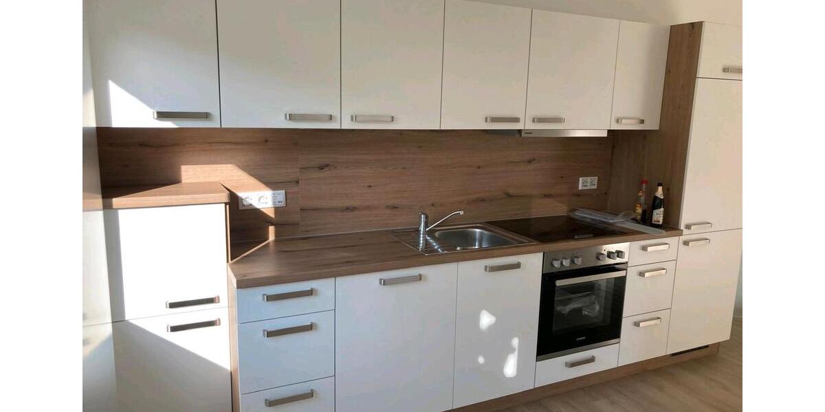 Erdgeschoßwohnung Sulzfeld - 4 Zimmer, 132 m&sup2;, 1.280&euro; | Angebot:26288314