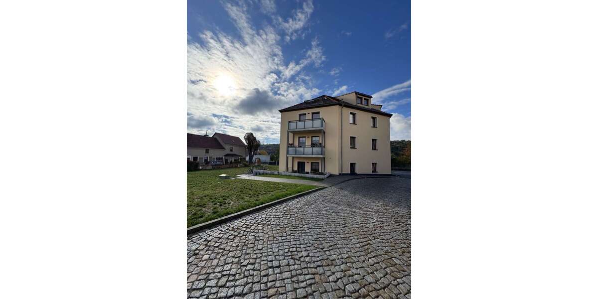 Wohnung zum Mieten in Coswig Sörnewitz 1.035 € 94.06 m² 4 zimmer