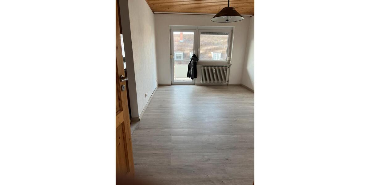 Etagenwohnung Pforzheim Nordstadt - 2 Zimmer, 59 m&sup2;, 650&euro; | Angebot:26040726