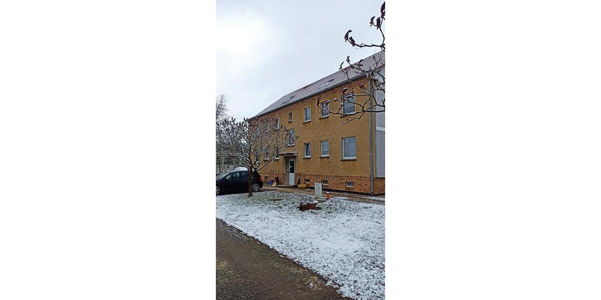 Erdgeschoßwohnung Stendal - 3 Zimmer, 60 m&sup2;, 350&euro; | Angebot:25026216