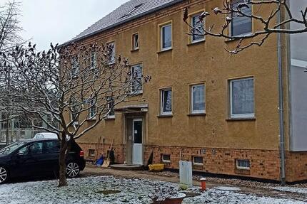 Wohnung Stendal - 3 Zimmer, 60 m&sup2;, 350&euro; | Angebot:25026216