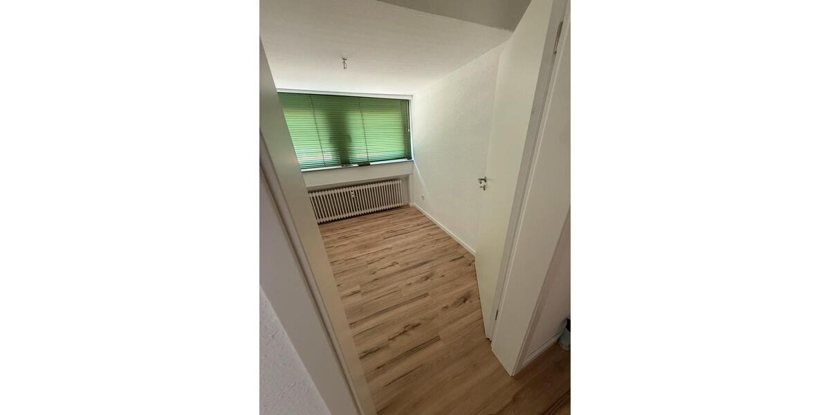 Dachgeschoßwohnung Bad Salzuflen Ehrsen-Breden - 3 Zimmer, 74 m&sup2;, 740&euro; | Angebot:25855881