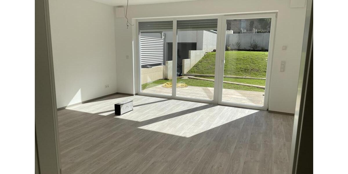Reihenhaus Ansbach - 4 Zimmer, 155 m&sup2;, 2.050&euro; | Angebot:24770613