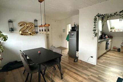 2,5 ZKB Dachgeschosswohnung in Albersloh 2 zimmer