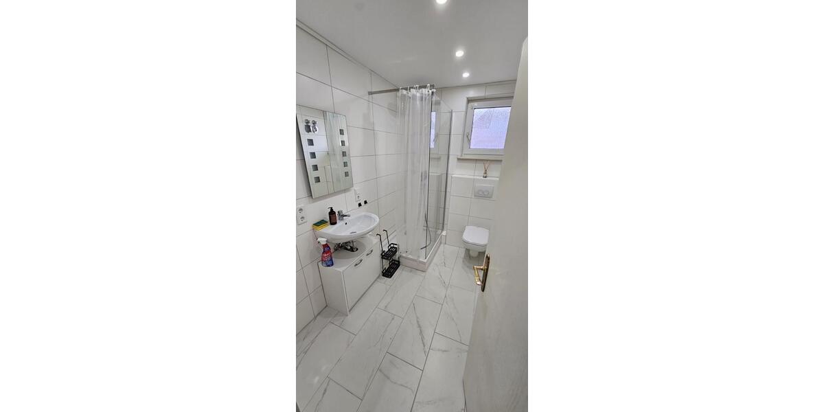 Etagenwohnung Wiesbaden Biebrich - 4 Zimmer, 1.800&euro; | Angebot:23472173