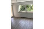 Modernisierte 3- Zimmerwohnung in zentraler Lage zimmer