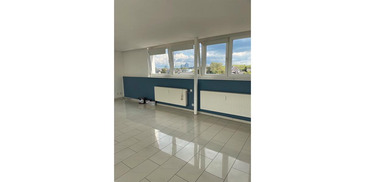 *Penthouse Wohnung* über den Dächern von Duisburg 2 zimmer