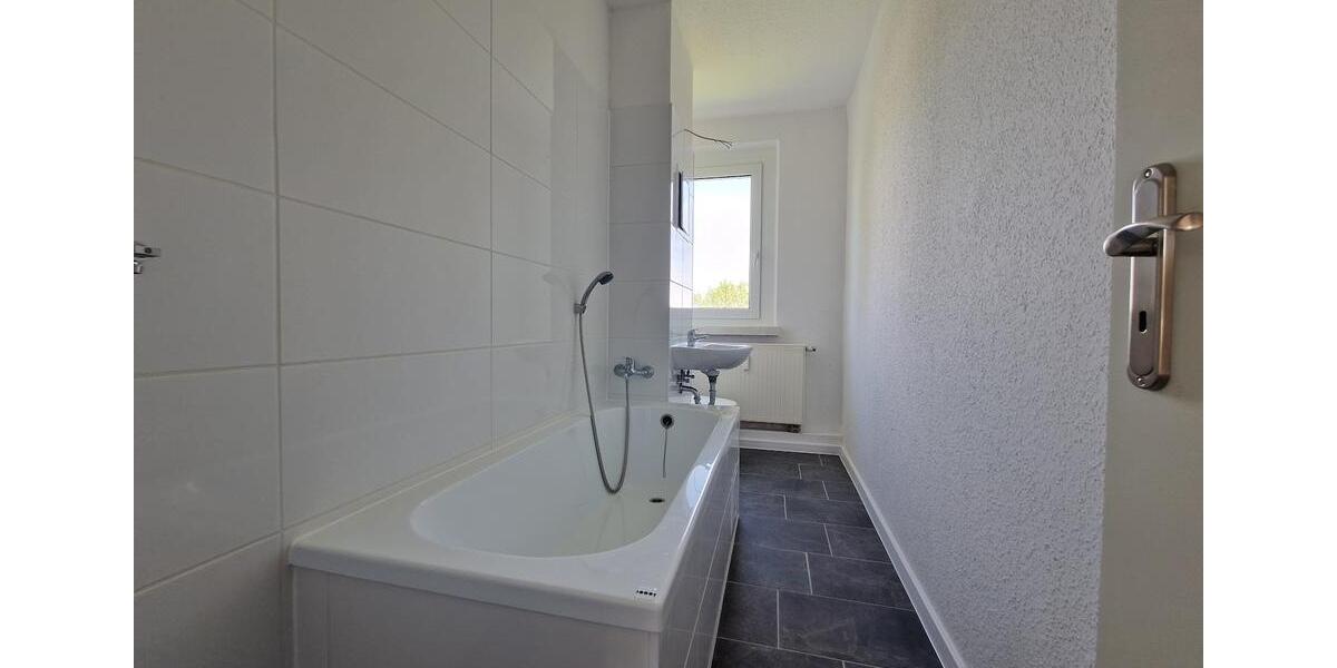 Etagenwohnung Hettstedt - 4 Zimmer, 70 m&sup2;, 328&euro; | Angebot:18209775