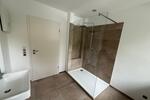 Erstbezug neu sanierte Erdgeschosswohnung + Garage + Garten(Zier) zimmer