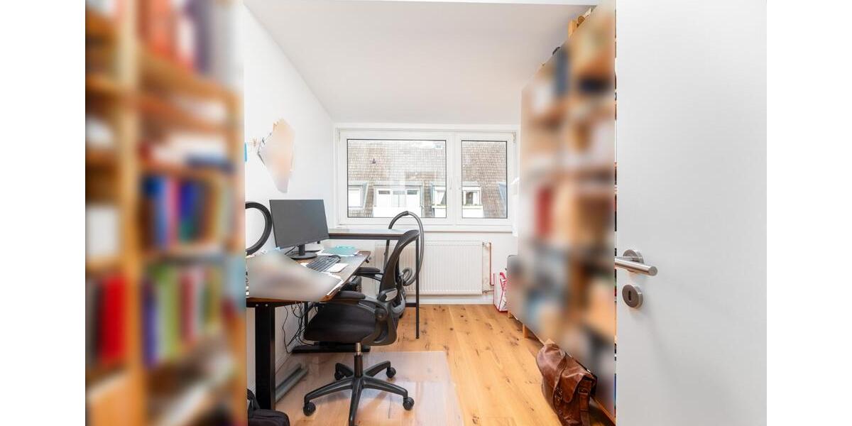 Dachgeschoßwohnung Lübeck Sankt Jürgen - 3 Zimmer, 69 m&sup2;, 950&euro; | Angebot:25217648