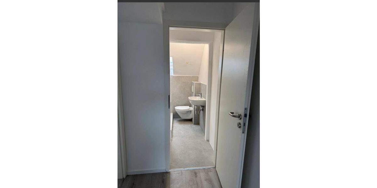 Dachgeschoßwohnung Gelsenkirchen Gelsenkirchen-Mitte - 2 Zimmer, 47 m&sup2;, 430&euro; | Angebot:26588843