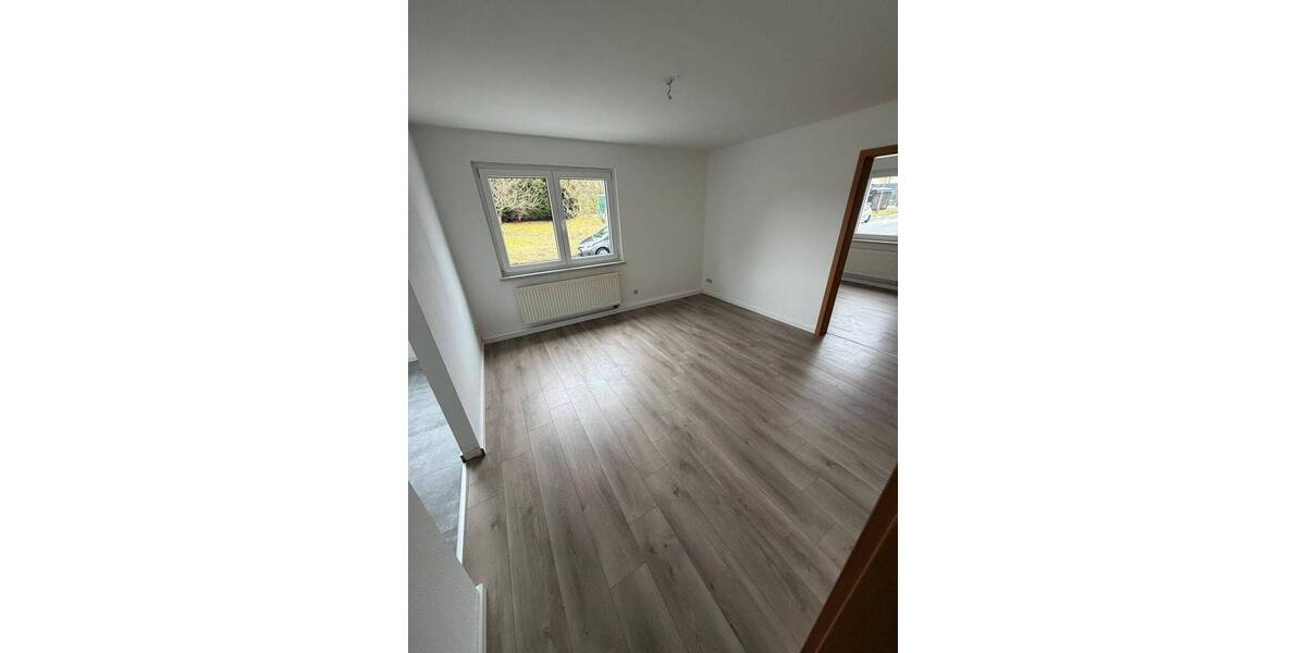 Etagenwohnung Auerbach - 3 Zimmer, 54 m&sup2;, 390&euro; | Angebot:26028649