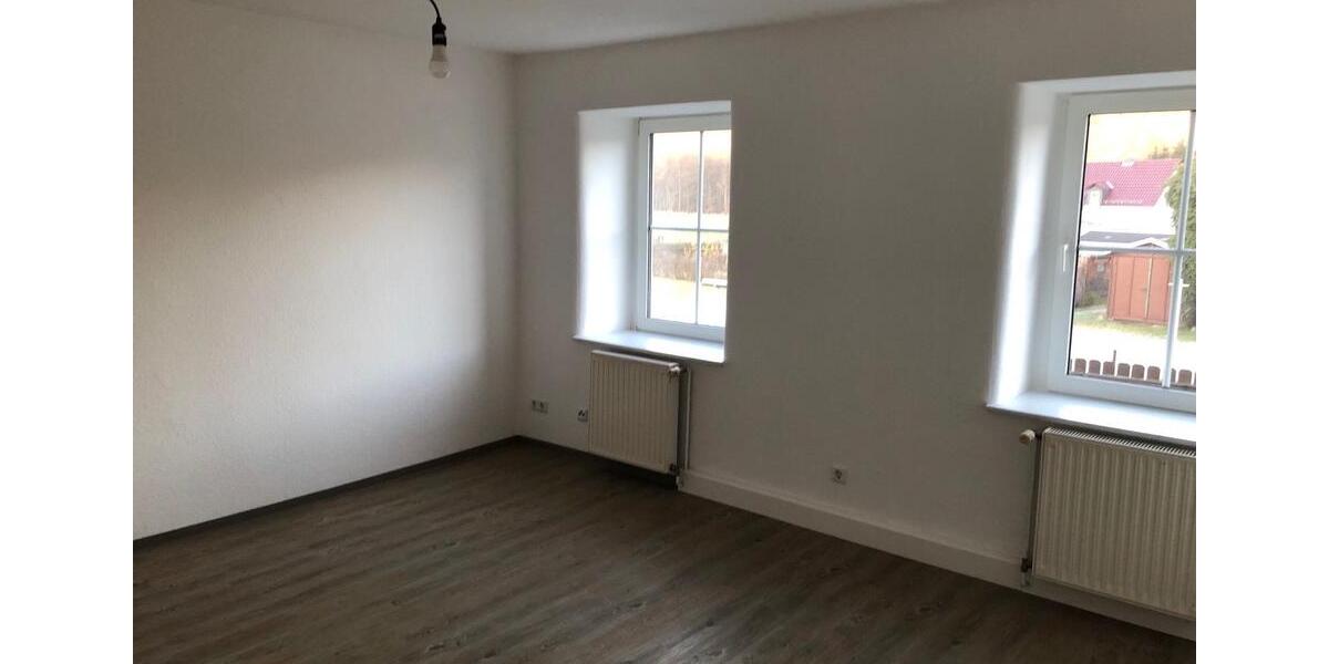 Hochparterre Oberschöna - 2 Zimmer, 54 m&sup2;, 350&euro; | Angebot:26702694