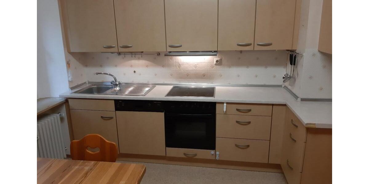 Etagenwohnung Wunsiedel - 3 Zimmer, 71 m&sup2;, 490&euro; | Angebot:25881493