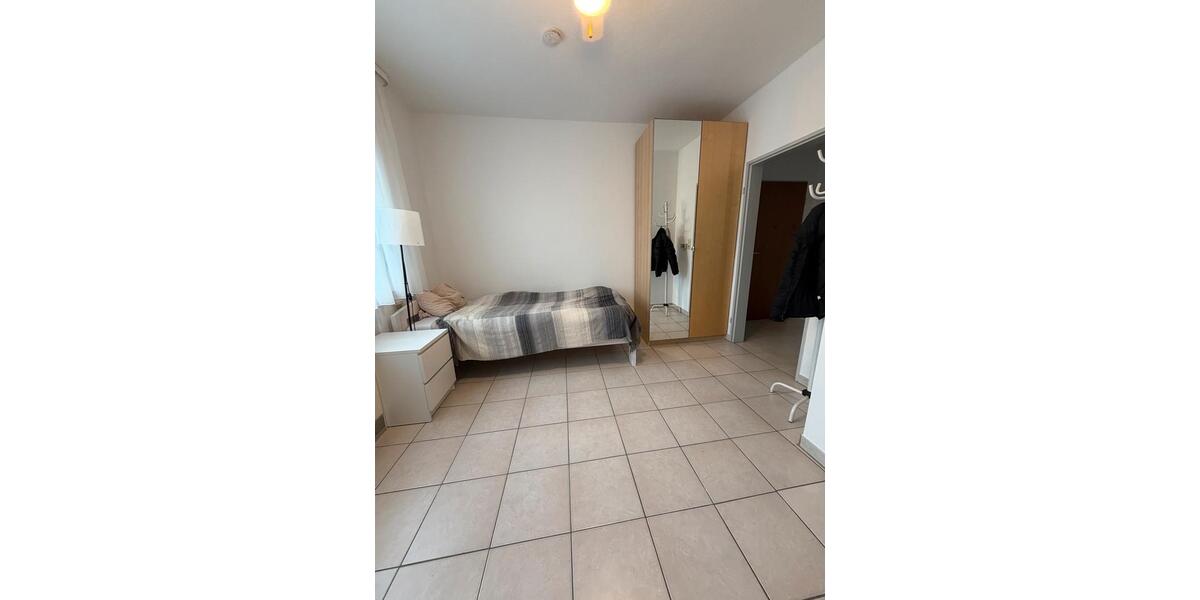 Hochparterre Mörfelden-Walldorf Walldorf - 1 Zimmer, 20 m&sup2;, 415&euro; | Angebot:24868883