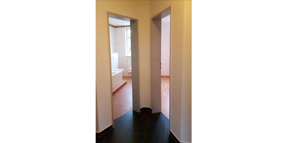 Etagenwohnung Rinteln - 2.5 Zimmer, 105 m&sup2;, 735&euro; | Angebot:26562586
