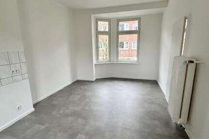 Wohnung Troisdorf - 3.5 Zimmer, 96 m&sup2;, 1.000&euro; | Angebot:24866109