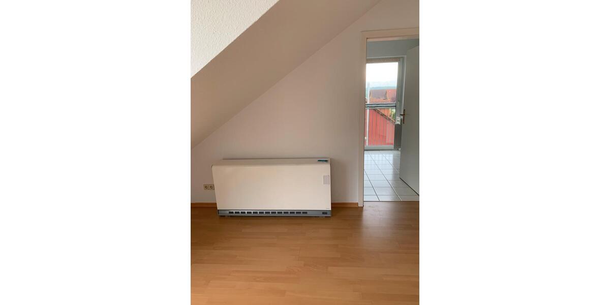 Dachgeschoßwohnung Wermsdorf - 2 Zimmer, 54 m&sup2;, 350&euro; | Angebot:26350227