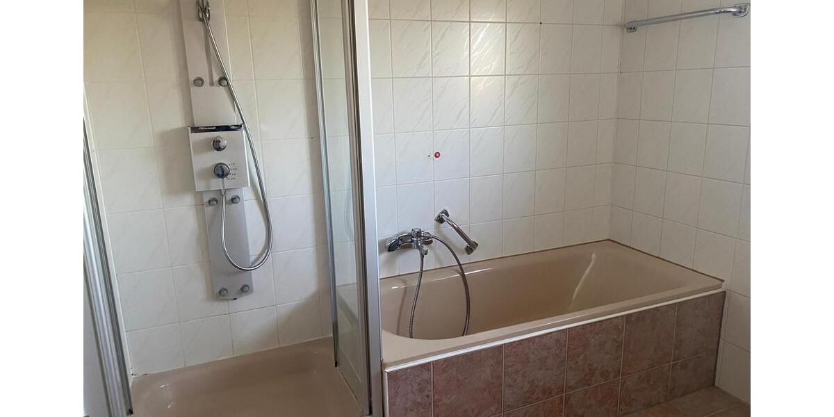 Etagenwohnung Rheinmünster - 3 Zimmer, 86 m&sup2;, 900&euro; | Angebot:26574180