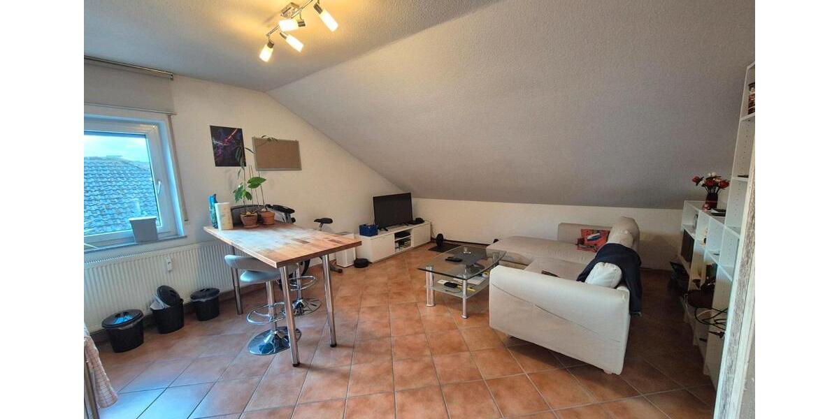 Dachgeschoßwohnung Wächtersbach - 1.5 Zimmer, 42 m&sup2;, 470&euro; | Angebot:26662458