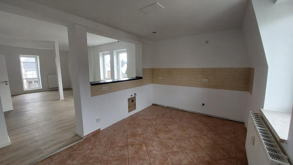 Etagenwohnung Lugau/Erzgebirge Erzgebirge - 4 Zimmer, 125 m&sup2;, 875&euro; | Angebot:26634264