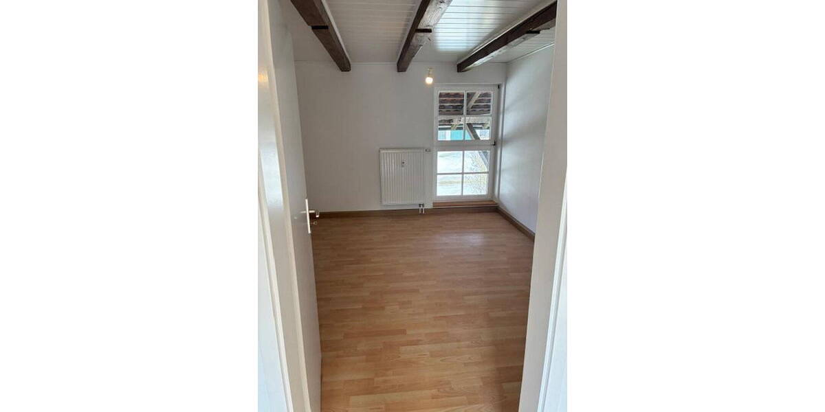 Etagenwohnung Seesen Kirchberg - 4 Zimmer, 129 m&sup2;, 895&euro; | Angebot:26344022