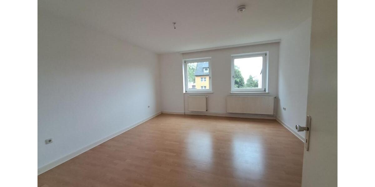 Etagenwohnung Holzminden - 3 Zimmer, 80 m&sup2;, 500&euro; | Angebot:26586143