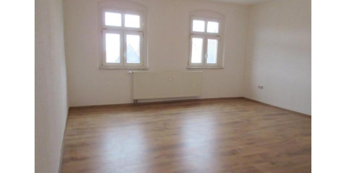 Dachgeschoßwohnung Leisnig - 2 Zimmer, 47 m&sup2;, 258&euro; | Angebot:19924455