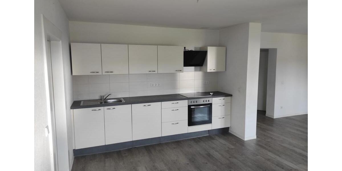 Etagenwohnung Neuzelle - 4 Zimmer, 102 m&sup2;, 765&euro; | Angebot:26045366