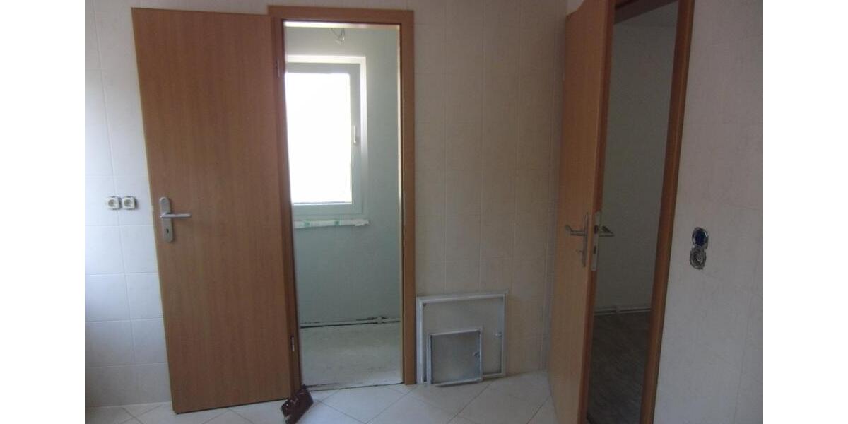 Etagenwohnung Bad Sulza - 2 Zimmer, 60 m&sup2;, 330&euro; | Angebot:25908194