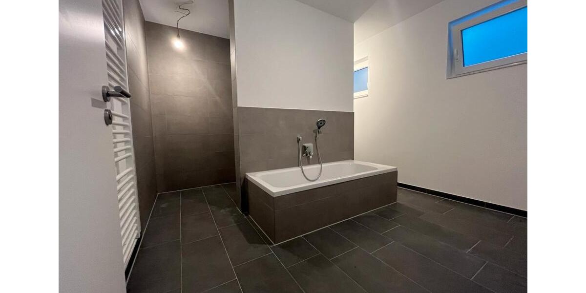 Wohnen auf Zeit Stutensee - 7 Zimmer, 197 m&sup2;, 560&euro; | Angebot:26587110