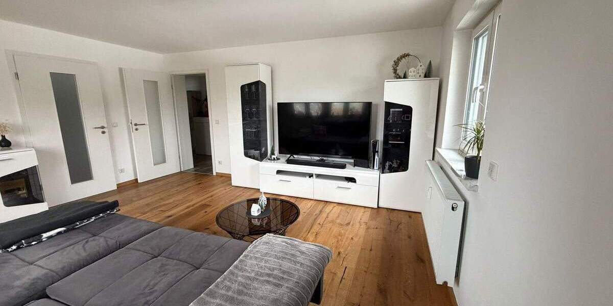 Etagenwohnung Hirschaid - 3 Zimmer, 91 m&sup2;, 1.100&euro; | Angebot:24872420