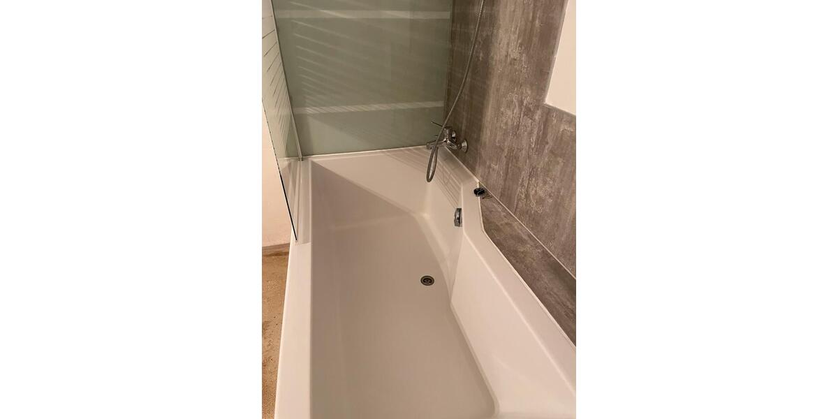 Etagenwohnung Deggenhausertal - 2 Zimmer, 60 m&sup2;, 820&euro; | Angebot:24764266