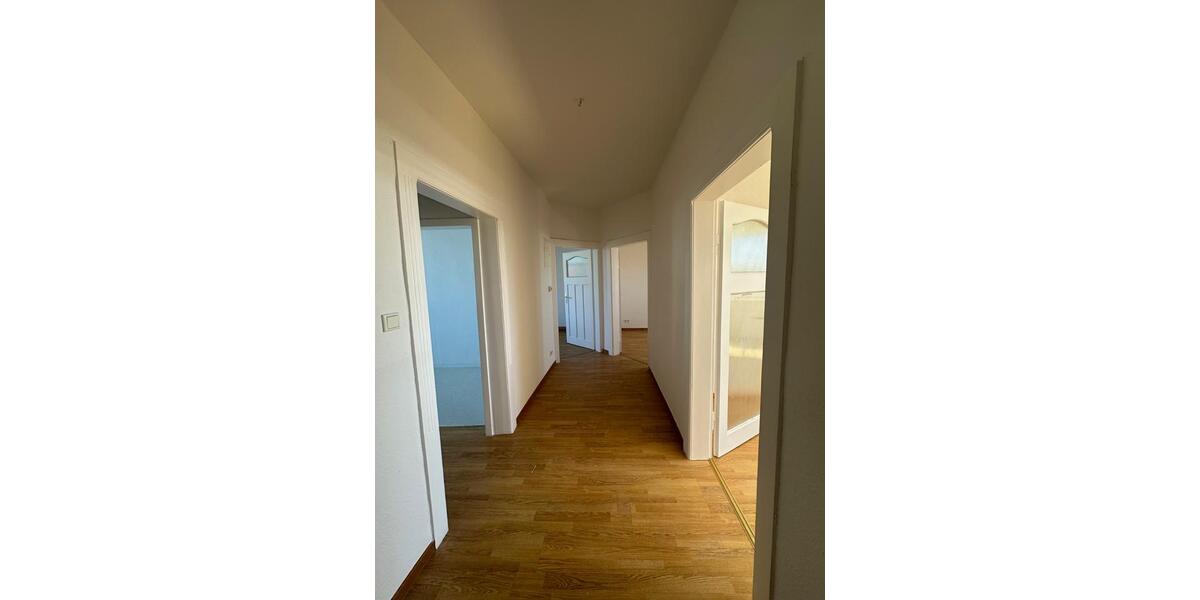 Dachgeschoßwohnung Hannover Döhren-Wülfel - 3 Zimmer, 65 m&sup2;, 650&euro; | Angebot:26705870