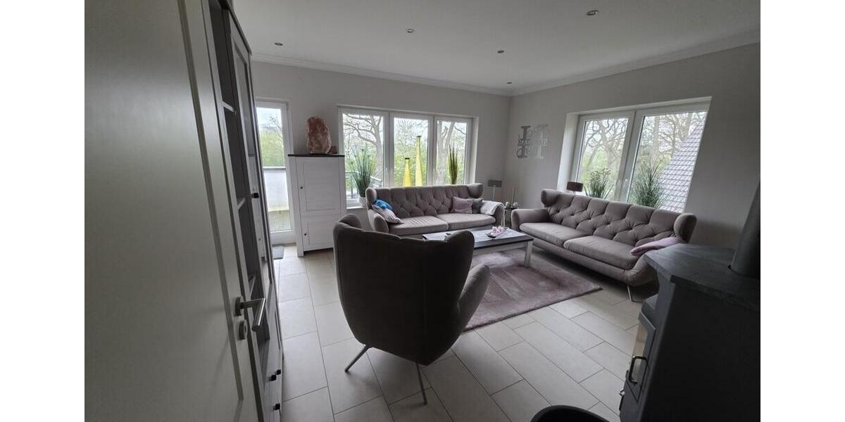 Dachgeschoßwohnung Steinfeld (Oldenburg) - 4 Zimmer, 125 m&sup2;, 1.000&euro; | Angebot:26461612