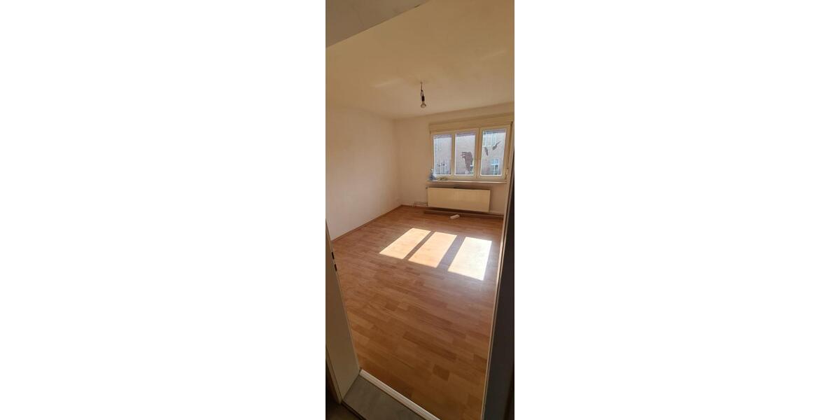 Etagenwohnung Wertheim - 3 Zimmer, 80 m&sup2;, 590&euro; | Angebot:26516803