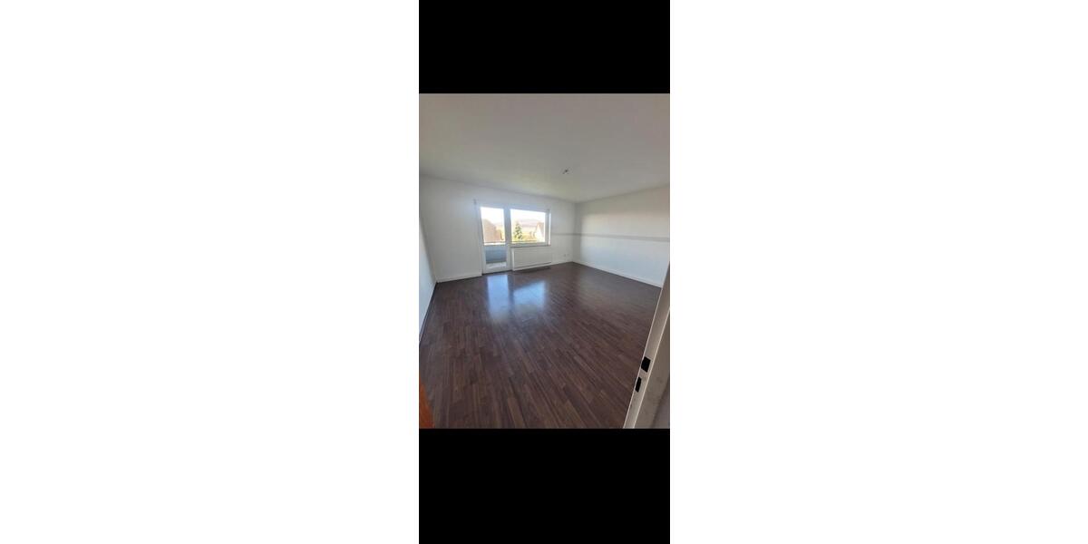 Etagenwohnung Niedenstein - 4 Zimmer, 80 m&sup2;, 680&euro; | Angebot:26272095