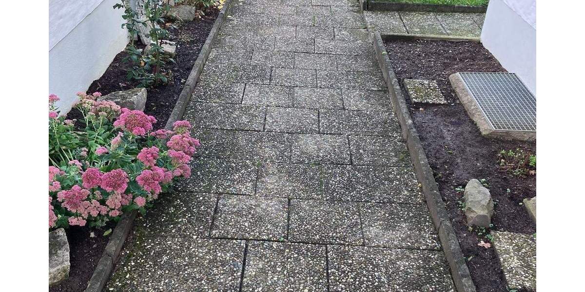 Etagenwohnung Erlangen Hüttendorf - 3 Zimmer, 85 m&sup2;, 850&euro; | Angebot:24632664