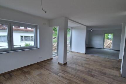 Haus Bopfingen - 5.5 Zimmer, 160 m&sup2;, 2.000&euro; | Angebot:26704346