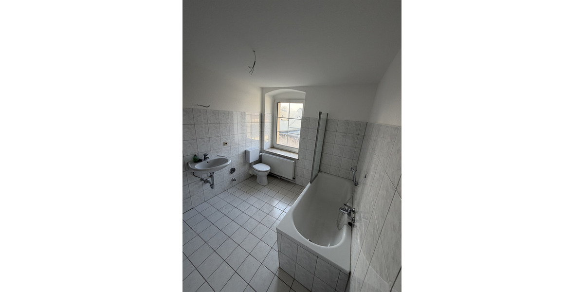 Etagenwohnung Nienburg (Saale) - 2 Zimmer, 59 m&sup2;, 360&euro; | Angebot:25782197