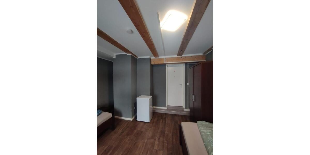 Einfamilienhaus Velten - 10 Zimmer, 500 m&sup2;, 5.000&euro; | Angebot:26361902